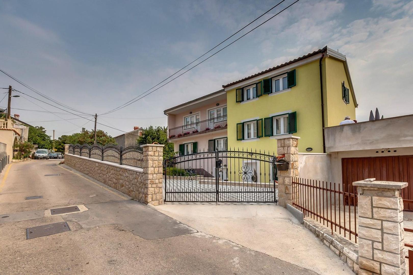House Baumgarten مالي لوشينغْ المظهر الخارجي الصورة